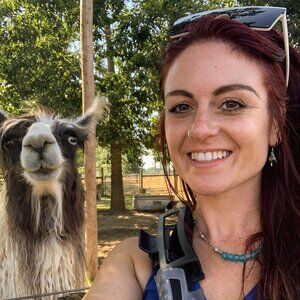 Meet your Posher, Olivia